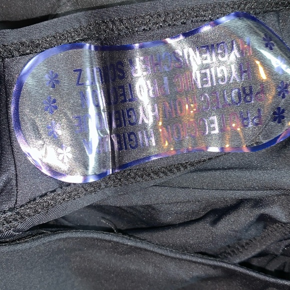 Zara One Piece Ruffled Swimsuit - Picture 17 of 17